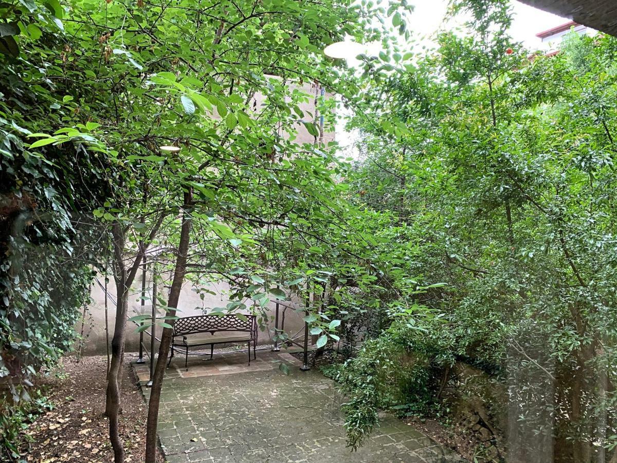 Hotel Alaverdi Palace Tbilisi Exterior foto